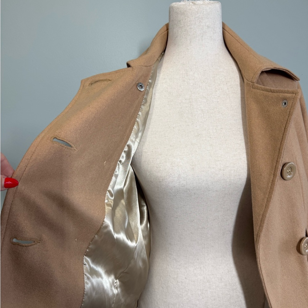Cape Coat Button Belted Front Beige
SZ S/M - Picture 16 of 16